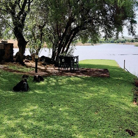 Waterside Cottages & Villas - Self Catering Gaborone Ngoại thất bức ảnh