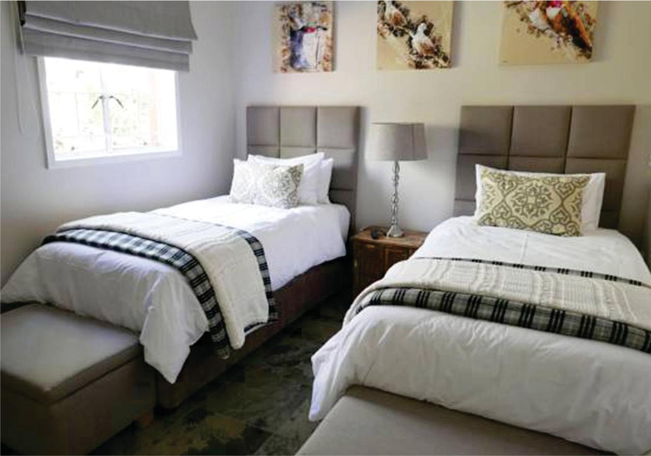 Waterside Cottages & Villas - Self Catering Gaborone Ngoại thất bức ảnh