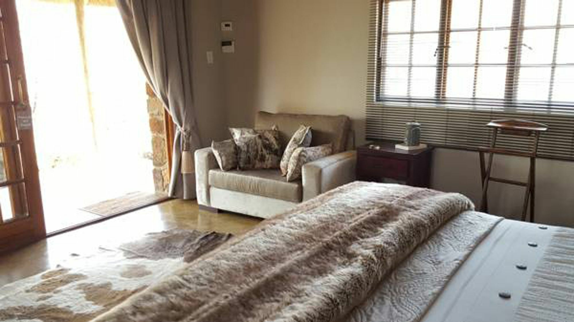 Waterside Cottages & Villas - Self Catering Gaborone Ngoại thất bức ảnh